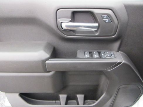 Certified 2024 Chevrolet Silverado 1500 Custom w/ Turbomax Blackout Package image 22