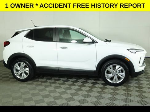 Used 2025 Buick Encore GX Preferred FWD image 2