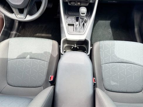 Used 2025 Toyota RAV4 XLE w/ Convenience Package FWD image 16