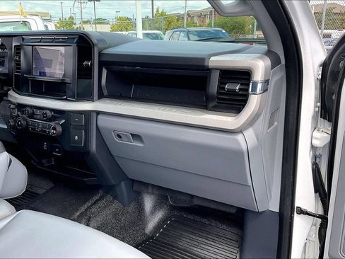 Used 2023 Ford F250 XL w/ XL Off-Road Package AWD/4WD image 15