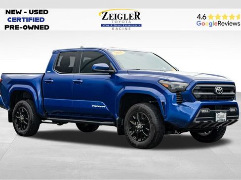 Used 2025 Toyota Tacoma SR5 AWD/4WD image 1