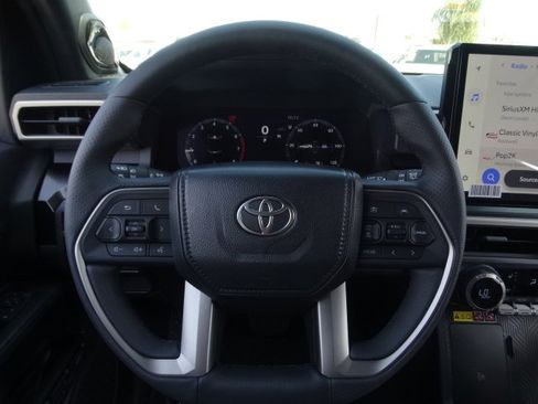 New 2026 Toyota 4Runner Limited AWD/4WD image 16
