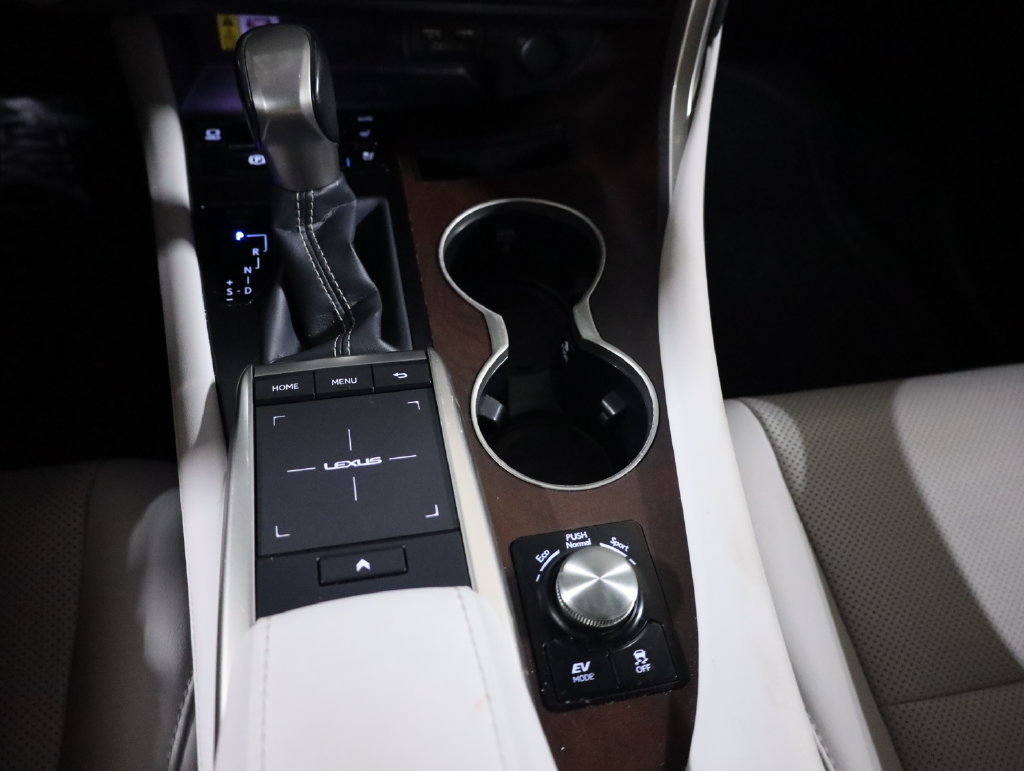 Used 2022 Lexus RX 450h AWD w/ Premium Package image 21