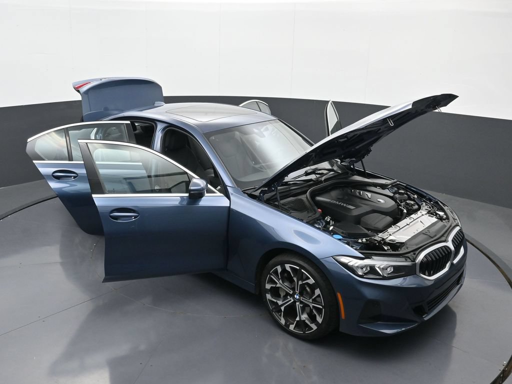 Used 2026 BMW 330i xDrive Sedan AWD/4WD image 37