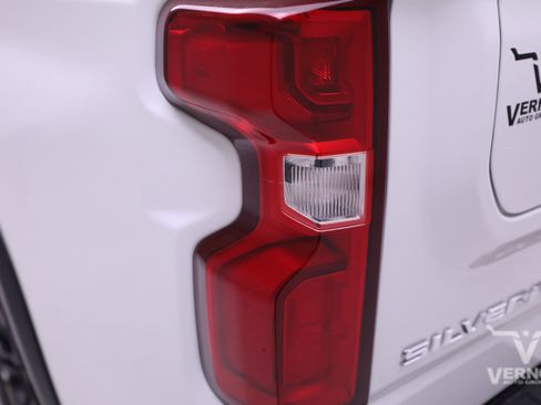 New 2026 Chevrolet Silverado 1500 ZR2 image 42