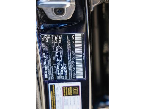Certified 2024 Mercedes-Benz GLS 450 4MATIC image 28