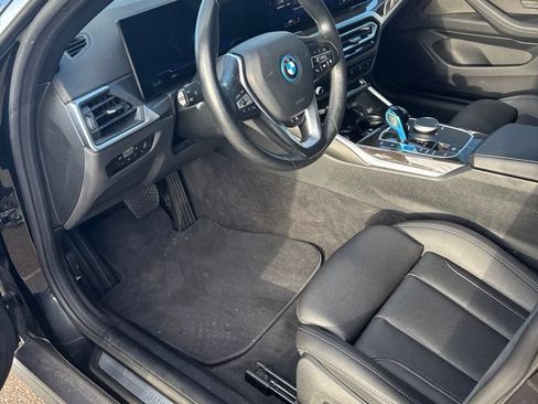 Used 2023 BMW i4 eDrive40 w/ Premium Package RWD image 1