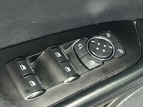 Used 2017 Lincoln MKX Reserve w/ Driver Assistance Package image 21