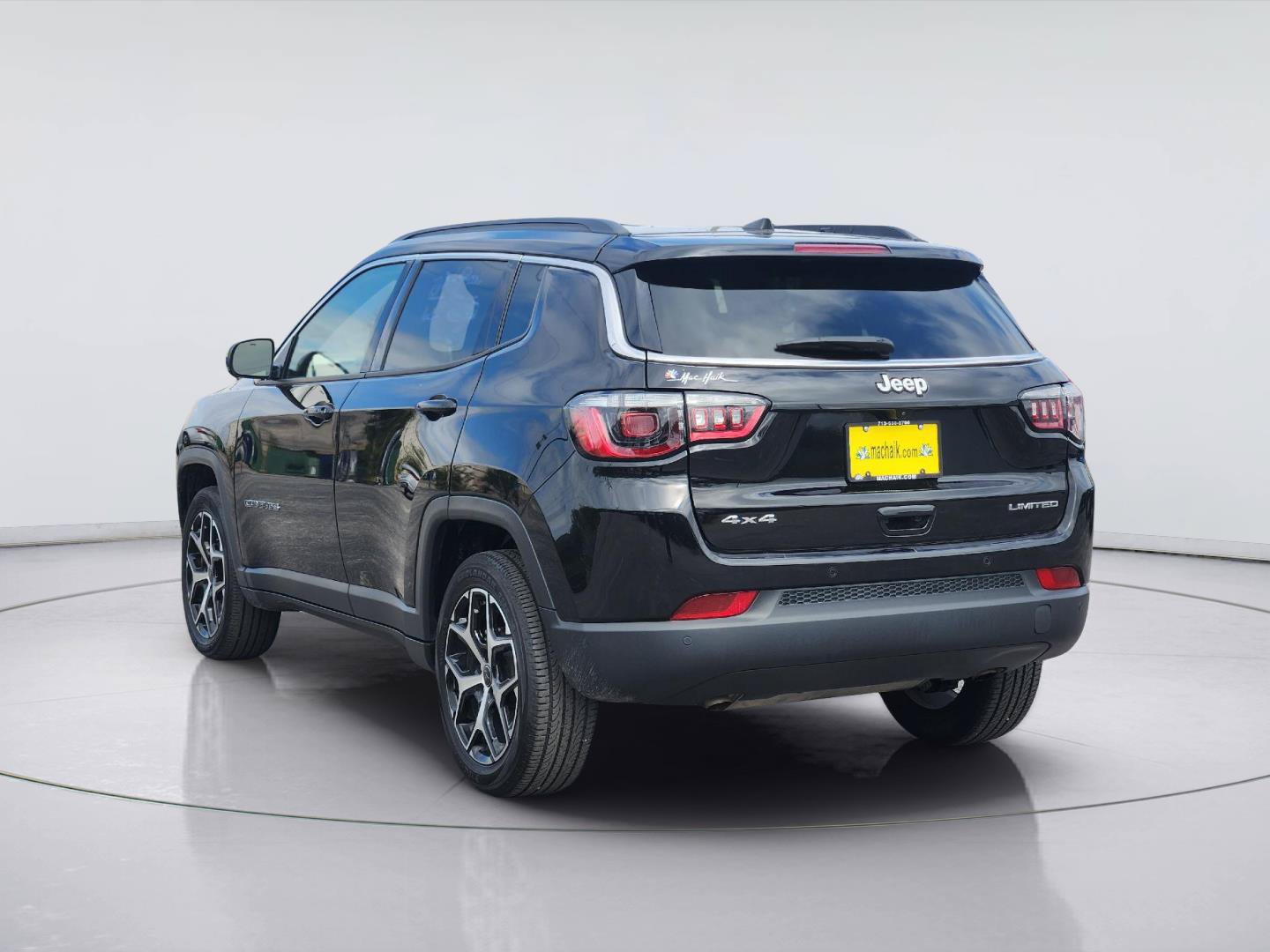 Used 2025 Jeep Compass Limited AWD/4WD image 7