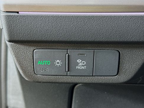 Used 2023 Audi Q4 e-tron Prestige AWD/4WD image 17