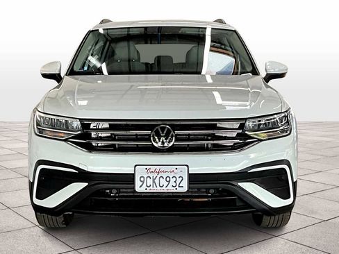 Used 2022 Volkswagen Tiguan S image 3