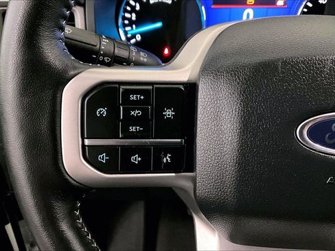 Certified 2024 Ford Expedition Max XLT image 17