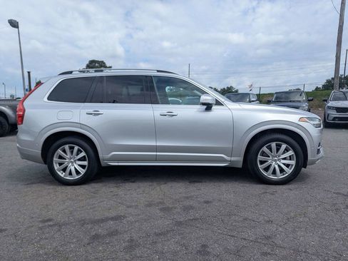 Used 2016 Volvo XC90 T6 Momentum w/ Momentum Plus Package AWD/4WD image 4