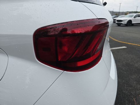 New 2026 Hyundai Venue SEL FWD image 33