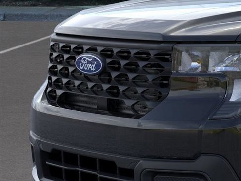New 2025 Ford Maverick XLT image 18