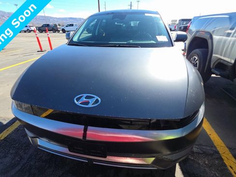 Used 2024 Hyundai Ioniq 5 Limited image 2