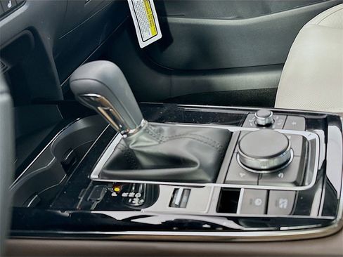 New 2025 MAZDA CX-30 2.5 Turbo w/ Premium Plus Pkg image 17