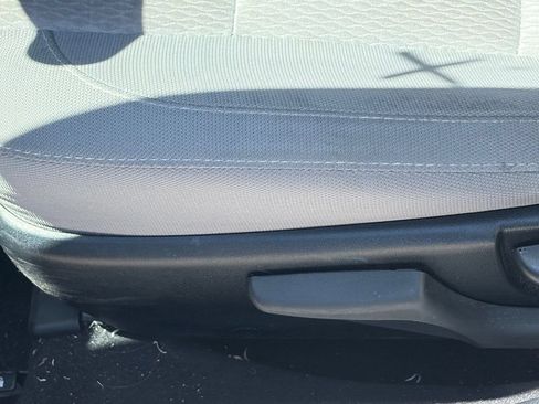 Used 2014 Toyota Corolla LE FWD image 11