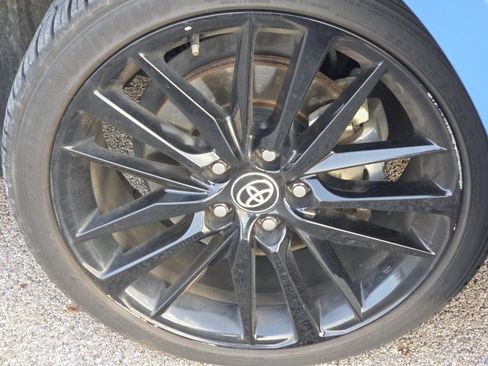 Used 2023 Toyota Camry XSE image 11