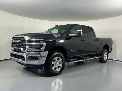 Used 2025 RAM 2500 Big Horn image 3