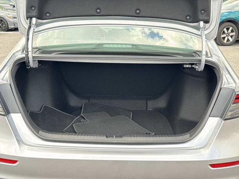 Certified 2025 Honda Accord LX image 16
