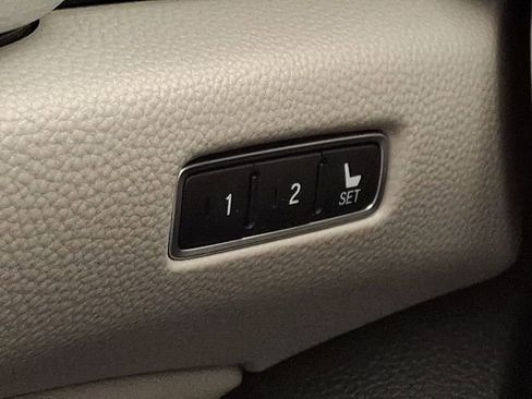 Used 2018 Honda Accord Touring image 27