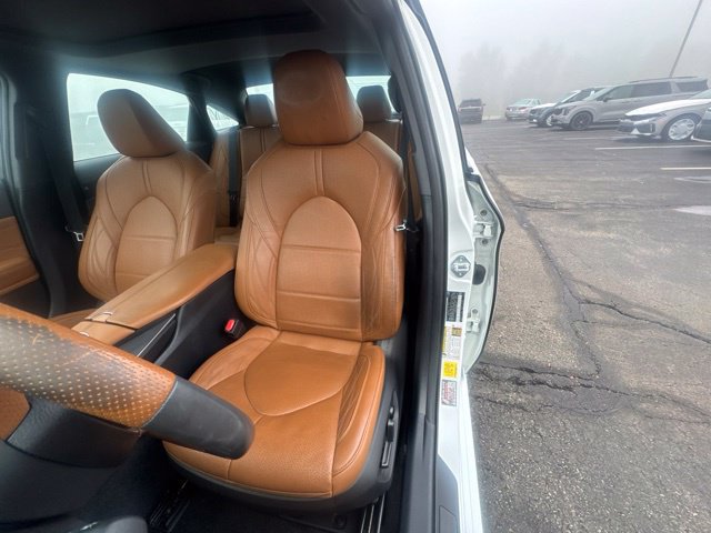 Used 2021 Toyota Avalon Limited w/ Advanced Safety Package FWD image 10