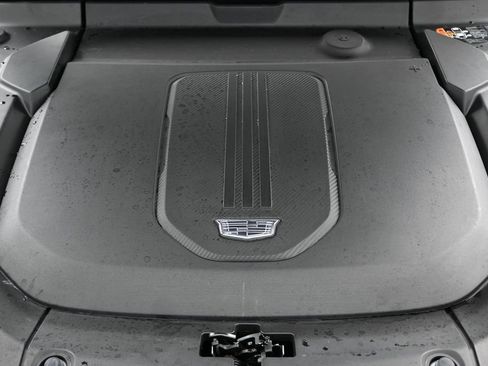 Used 2024 Cadillac Lyriq Tech RWD image 44