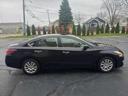 Used 2014 Nissan Altima 2.5 S image 9