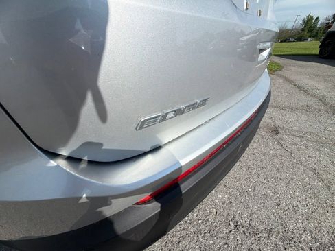 Used 2017 Ford Edge SEL FWD image 10