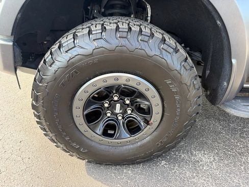 Used 2022 Ford F150 Raptor w/ Equipment Group 801A High AWD/4WD image 9