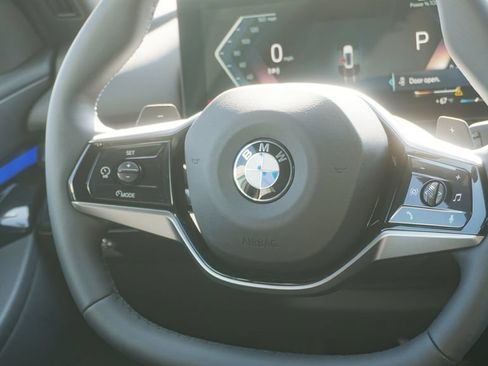 Used 2027 BMW 530i xDrive w/ Premium Package AWD/4WD image 16