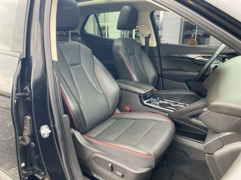 Used 2022 Buick Envision Essence w/ Sport Touring Package image 25