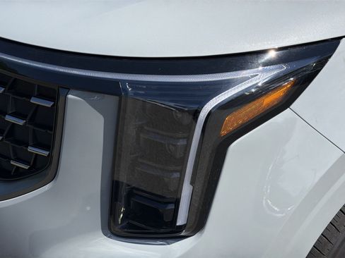 New 2026 Kia Carnival SX Prestige FWD image 13