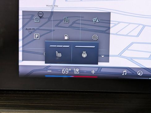 Certified 2024 BMW X5 xDrive40i w/ Premium Package image 23