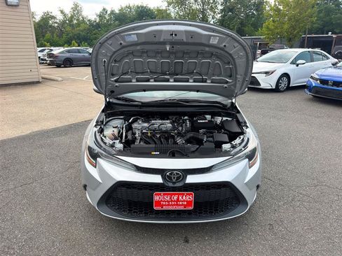 Used 2022 Toyota Corolla LE FWD image 8