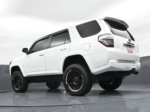Certified 2024 Toyota 4Runner SR5 Premium w/ Moonroof Package AWD/4WD image 30