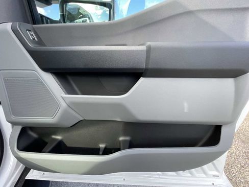 New 2024 Ford F550 4x4 Regular Cab Super Duty image 19