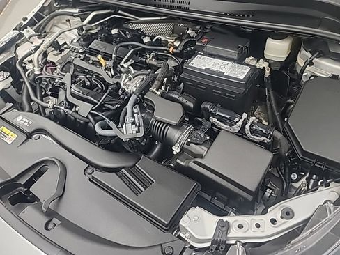 Used 2025 Toyota Corolla LE FWD image 37