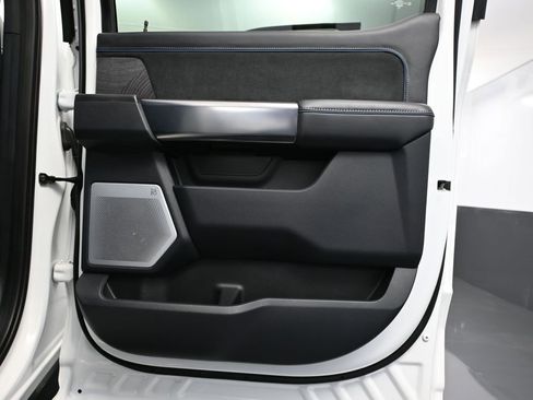 Used 2025 Ford F250 Platinum AWD/4WD image 45
