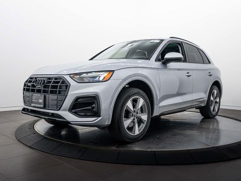 Used 2024 Audi Q5 2.0T Premium Plus w/ Premium Plus Package AWD/4WD image 6