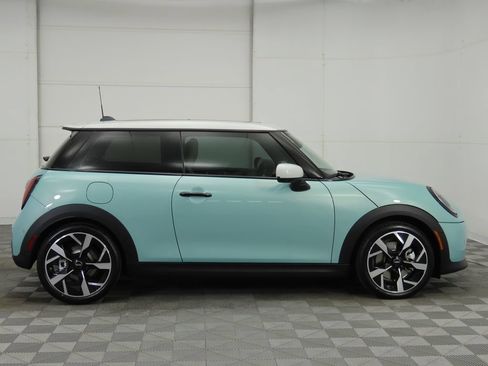 Used 2026 MINI Cooper S FWD image 9