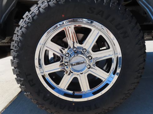 Used 2024 Ford F250 XLT image 10