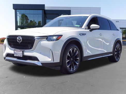 Certified 2024 MAZDA CX-90 Plug-In Hybrid w/ Premium Plus AWD/4WD image 7