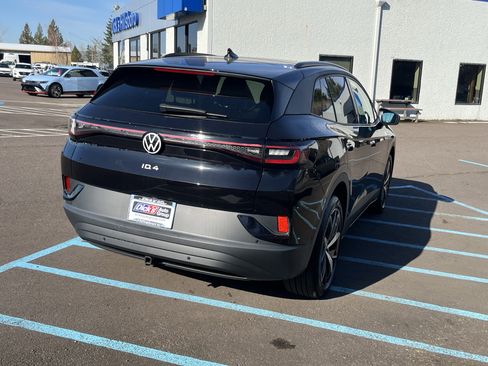 Used 2023 Volkswagen ID.4 Pro S image 5