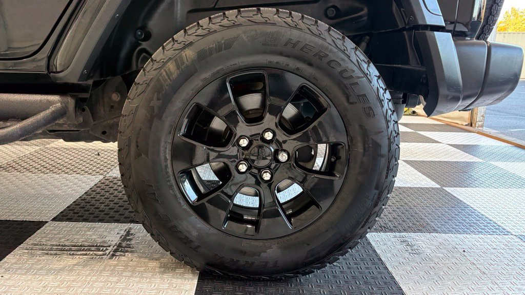 Used 2021 Jeep Wrangler Unlimited Sahara w/ Uconnect 4C Nav & Sound Group AWD/4WD image 11