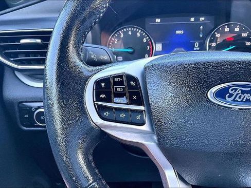 Certified 2023 Ford Explorer XLT w/ Equipment Group 202A AWD/4WD image 17