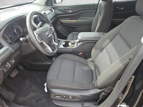 Used 2023 GMC Acadia SLE w/ Driver Convenience Package image 14