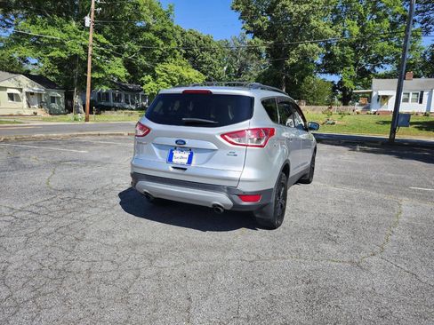 Used 2014 Ford Escape SE w/ Equipment Group 201A AWD/4WD image 15