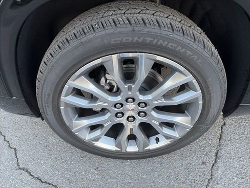 New 2026 GMC Acadia Denali w/ Super Cruise Package image 10